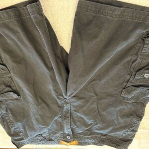 Lee Dungarees size 42 Men's Black Cargo Shorts great condition